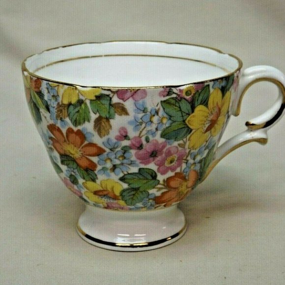 Salisbury Fine Bone China England Floral Footed Tea Cup and Saucer Pat. #1956A - Picture 10 of 14